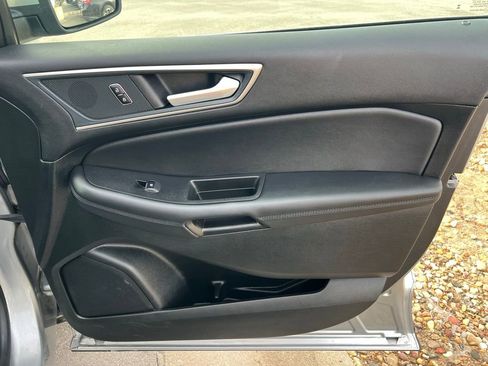 Used 2024 Ford Edge SEL w/ Convenience Package image 25