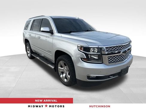 Used 2017 Chevrolet Tahoe LT w/ LT Signature Package image 1