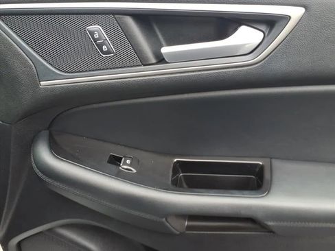 Used 2019 Ford Edge SEL w/ Equipment Group 201A image 10