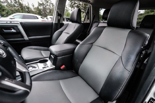 Used 2021 Toyota 4Runner SR5 Premium w/ Moonroof Package AWD/4WD image 47