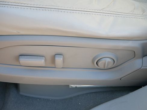 Used 2015 Buick Enclave Premium w/ Trailering Package image 17