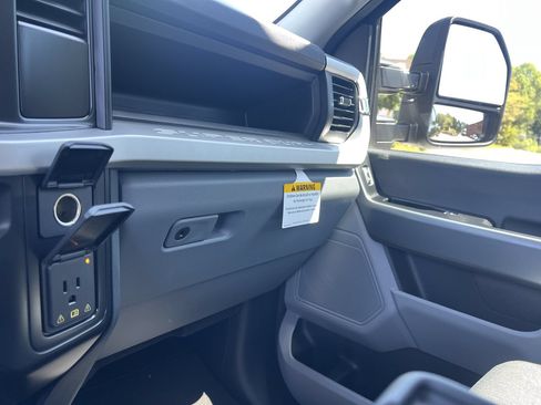 New 2026 Ford F250 XL w/ STX Appearance Package AWD/4WD image 8
