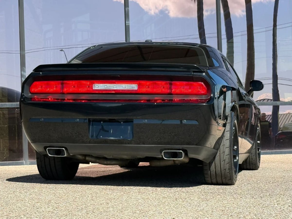 Used 2013 Dodge Challenger R/T RWD image 11