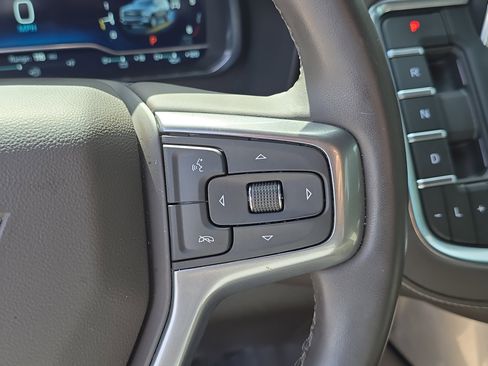Used 2024 Chevrolet Tahoe LT AWD/4WD image 33