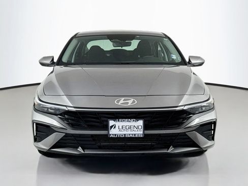 Used 2024 Hyundai Elantra SEL FWD image 2