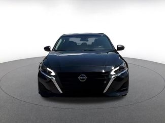 Used 2025 Nissan Altima 2.5 SV FWD video 2