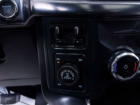 Used 2025 Ford F150 Raptor image 44