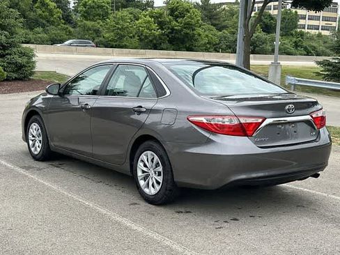Used 2017 Toyota Camry LE FWD image 20
