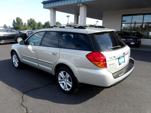 Used 2007 Subaru Outback 2.5XT Limited w/ Popular Equipment Group 2B image 3