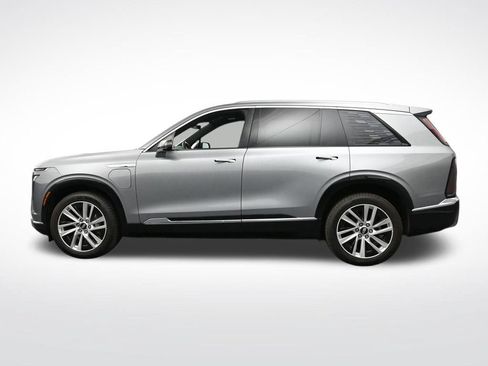 Used 2026 Cadillac Vistiq Luxury AWD/4WD image 2