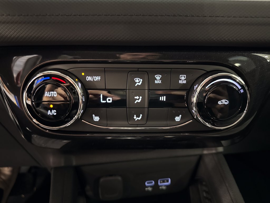 New 2026 Chevrolet TrailBlazer LT w/ Convenience Package FWD image 13