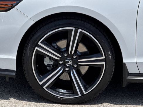 Used 2023 Honda Accord Sport image 25