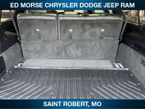 Used 2023 Jeep Grand Wagoneer L Series III AWD/4WD image 46