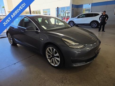 Used 2019 Tesla Model 3 Long Range AWD/4WD image 2