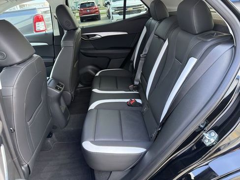 Certified 2025 Buick Envision Sport Touring AWD/4WD image 24