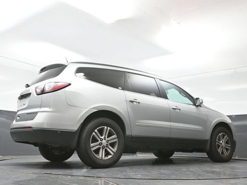 Used 2015 Chevrolet Traverse LT FWD image 21