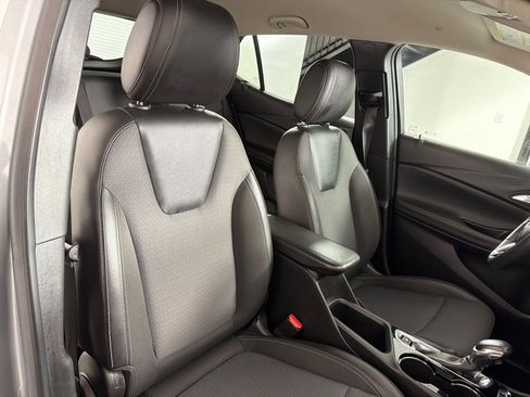 Used 2023 Buick Encore GX Preferred FWD image 25