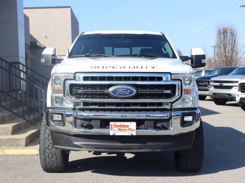 Used 2020 Ford F250 Lariat w/ Lariat Value Package image 4