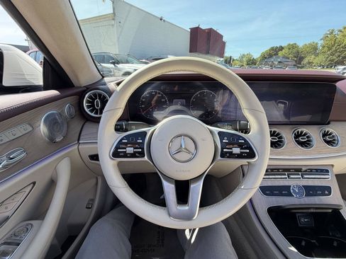 Used 2020 Mercedes-Benz E 450 4MATIC Cabriolet image 23