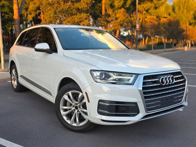Used 2017 Audi Q7 3.0T Premium AWD/4WD image 2