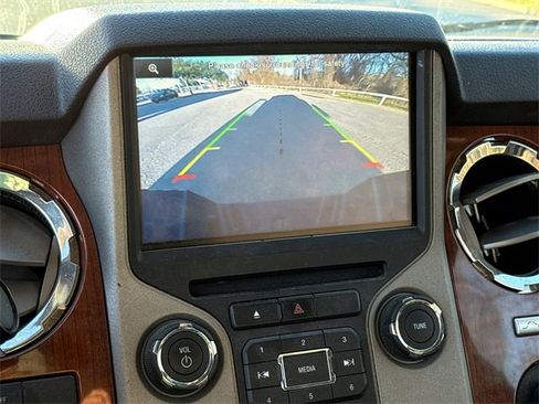 Used 2016 Ford F450 King Ranch w/ King Ranch w/Chrome Package image 25