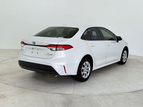Used 2024 Toyota Corolla LE FWD image 9