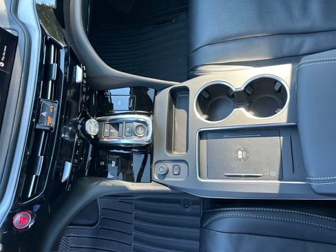 New 2026 Acura MDX SH-AWD image 15