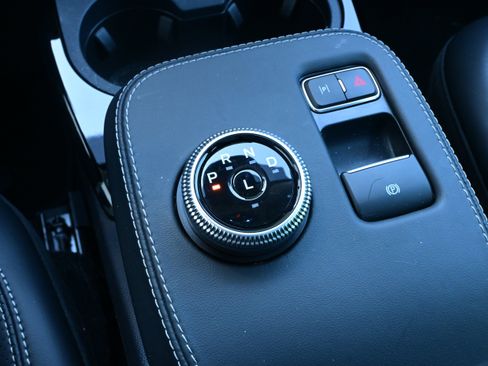 Used 2023 Ford Mustang Mach-E Premium image 26