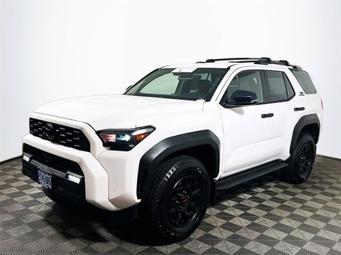 Certified 2025 Toyota 4Runner TRD Off-Road image 4
