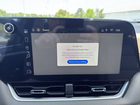 New 2026 Chevrolet Equinox LT w/ Convenience Package II AWD/4WD image 40