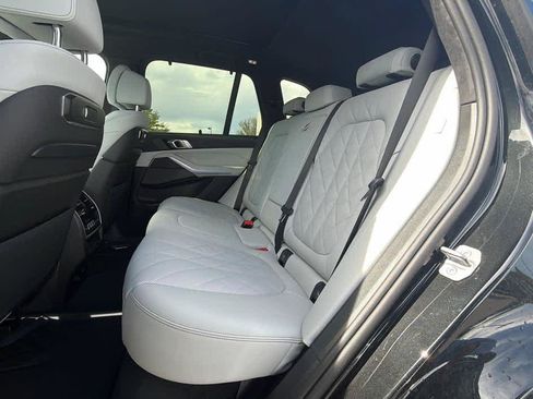 Used 2026 BMW X5 M60i AWD/4WD image 24