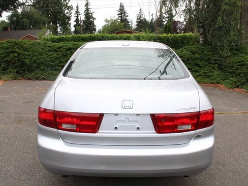 Used 2005 Honda Accord EX image 11