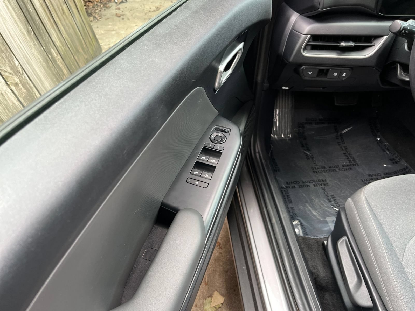 Used 2025 Kia K4 FWD image 21
