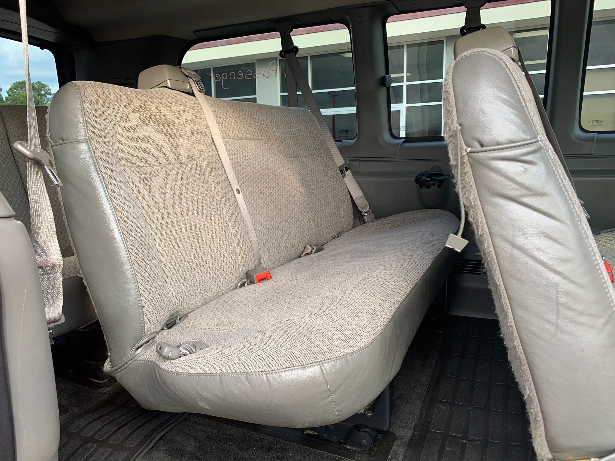 Used 2016 Chevrolet Express 2500 LS RWD image 29