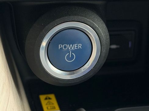 Used 2021 Toyota Venza Limited w/ Advanced Technology Package image 31