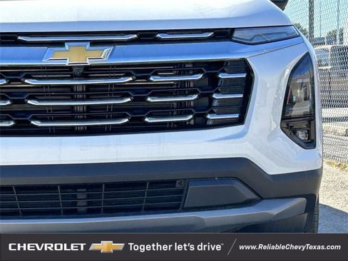 New 2026 Chevrolet Equinox LT w/ Safety and Technology Package image 8