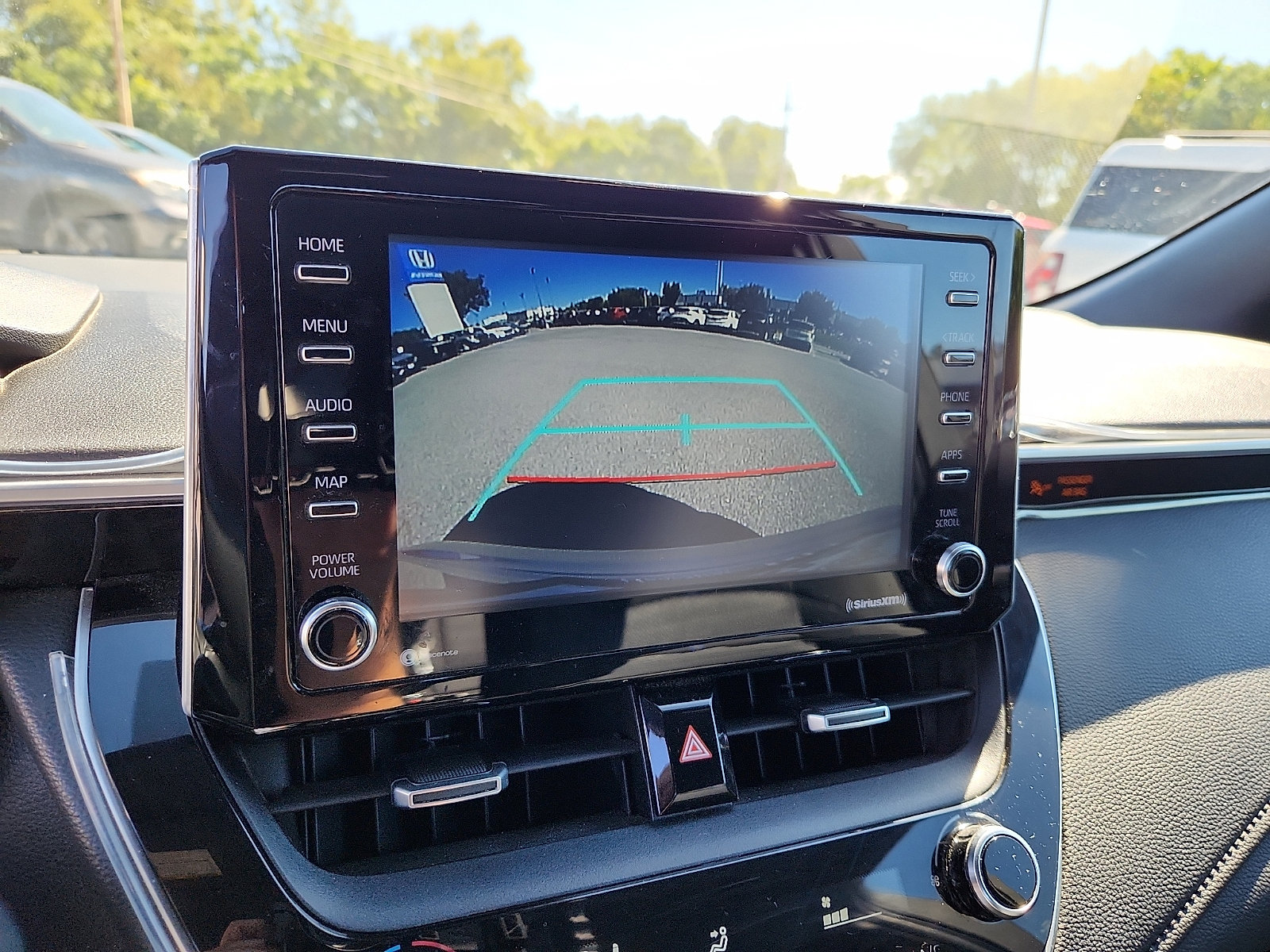 Used 2021 Toyota Corolla SE w/ Carpet Mat Package (TMS) FWD image 17