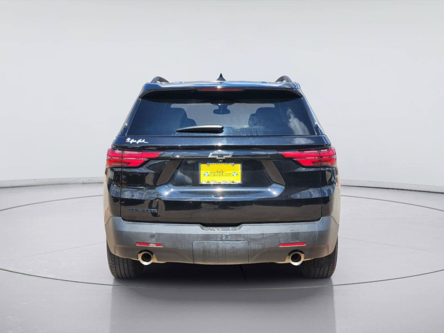 Certified 2022 Chevrolet Traverse LS w/ Midnight/Sport Edition FWD image 6