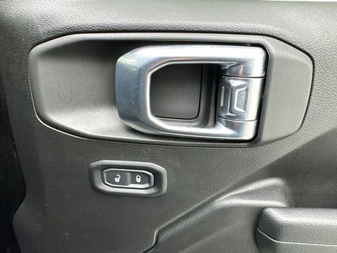 Used 2023 Jeep Wrangler Unlimited image 50