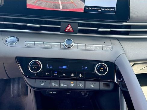 Certified 2023 Hyundai Elantra SEL w/ Convenience Package image 15