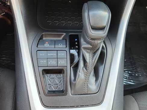 Used 2023 Toyota RAV4 LE image 36