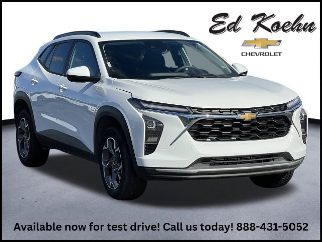 Certified 2026 Chevrolet Trax LT FWD image 1