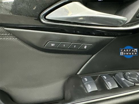 Used 2024 Buick Envision Preferred image 12