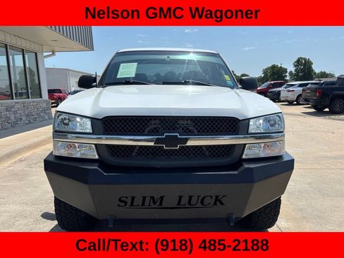 Used 2004 Chevrolet Silverado 3500 4x4 Crew Cab w/ Heavy-Duty Power Package image 2