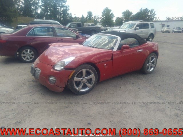 Used 2006 Pontiac Solstice Convertible w/ Premium Package RWD image 3