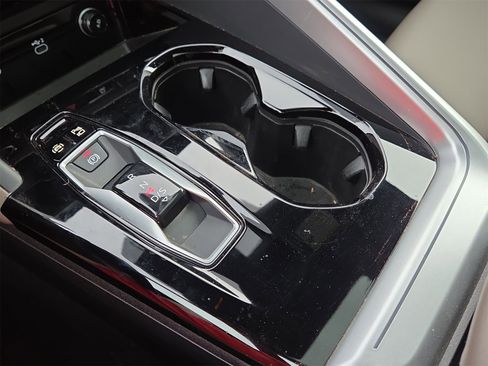 Certified 2025 Audi Q5 Premium Plus w/ Premium Plus image 22