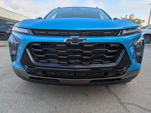 New 2025 Chevrolet Trax ACTIV w/ Driver Confidence Package image 3