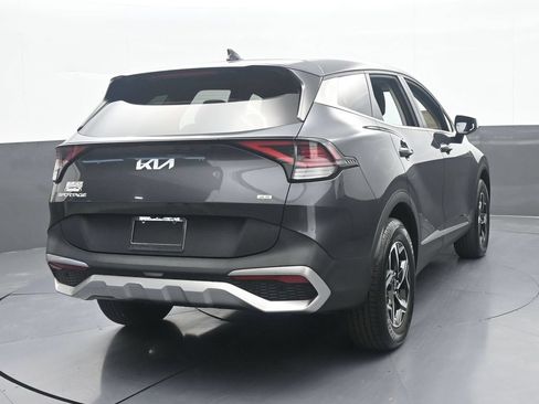 Used 2023 Kia Sportage LX AWD/4WD image 5