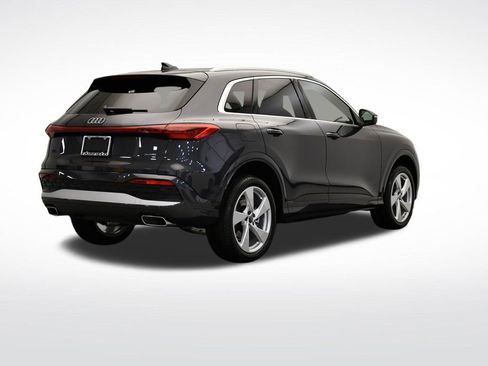 Used 2025 Audi Q5 Premium Plus w/ Premium Plus AWD/4WD image 5