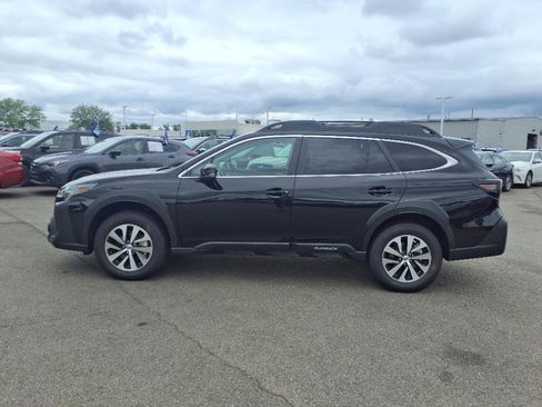 New 2025 Subaru Outback Premium w/ Popular Package #1 image 3